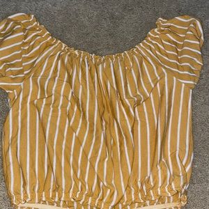 American Eagle T-shirt Size S